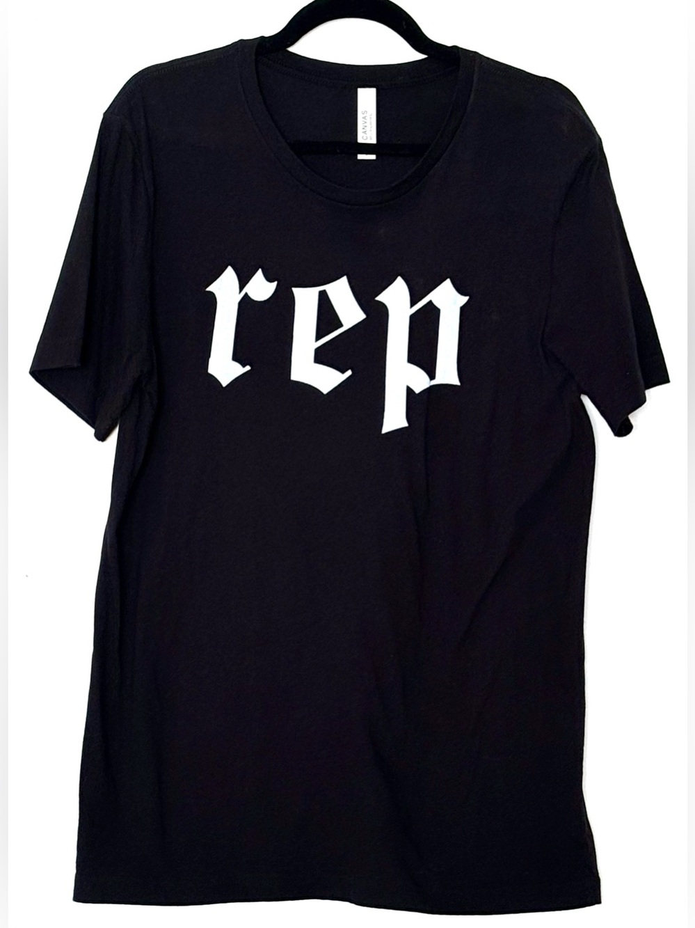 Canvas “Rep” Gothic Text T-Shirt Black Size L